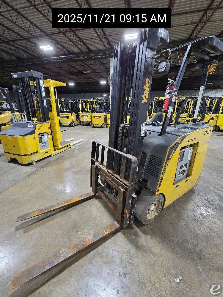 2019 Yale ESC040AD