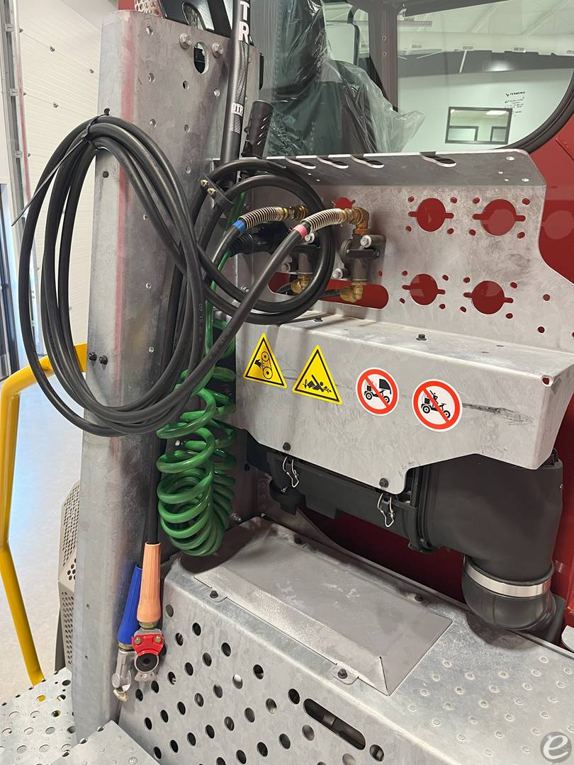 2024 Terberg YT223 Non-DOT