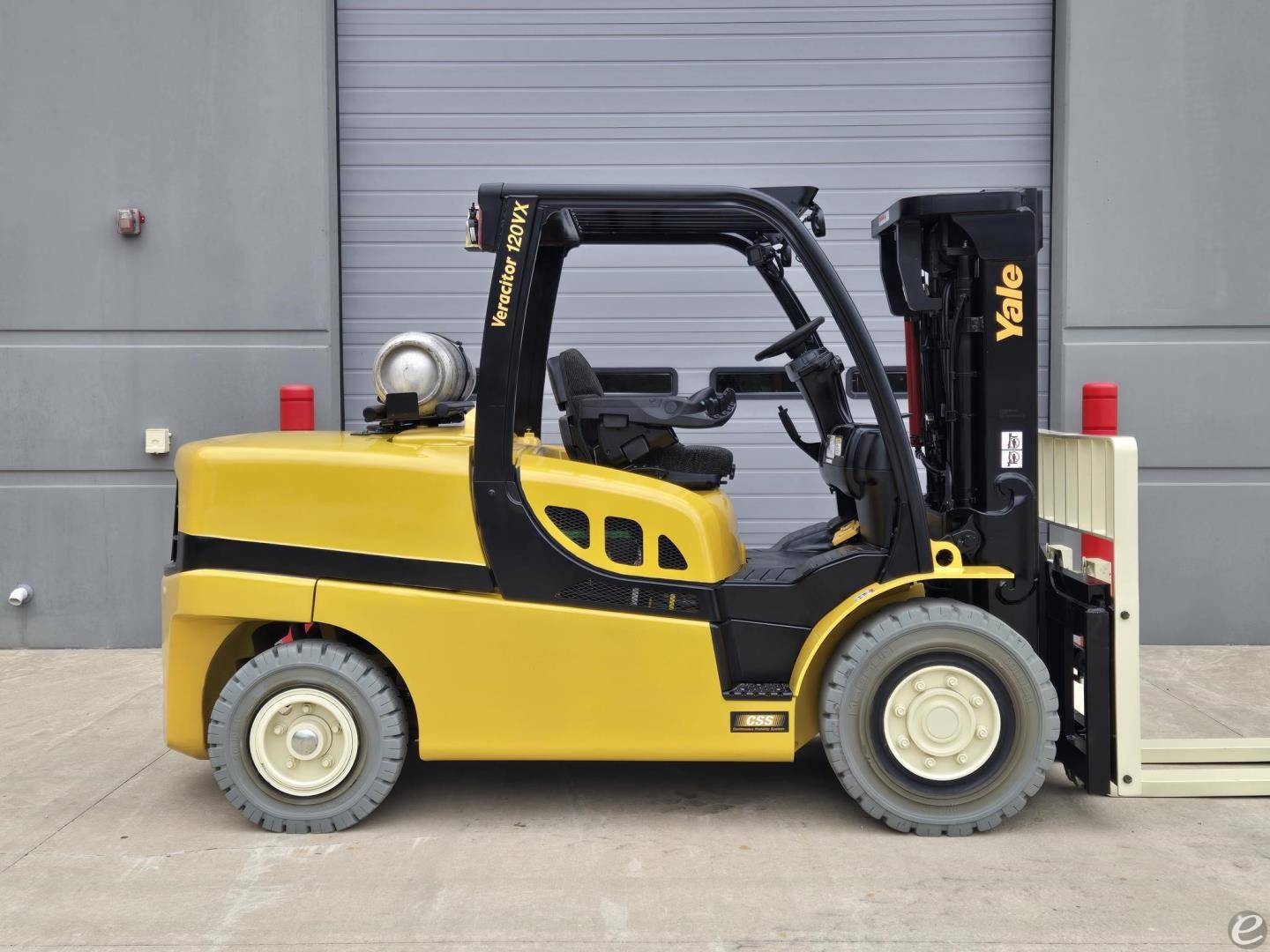 2021 Yale GLP120VX