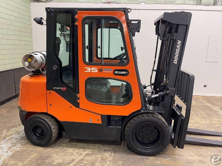 2016 Doosan G35C-5 LP Gas Forklift
