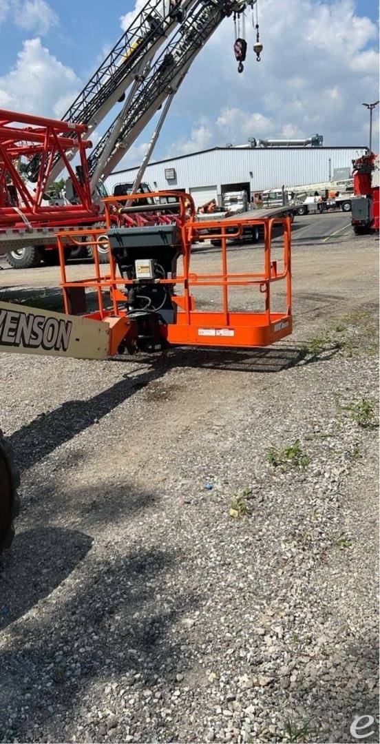 2016 JLG 400S
