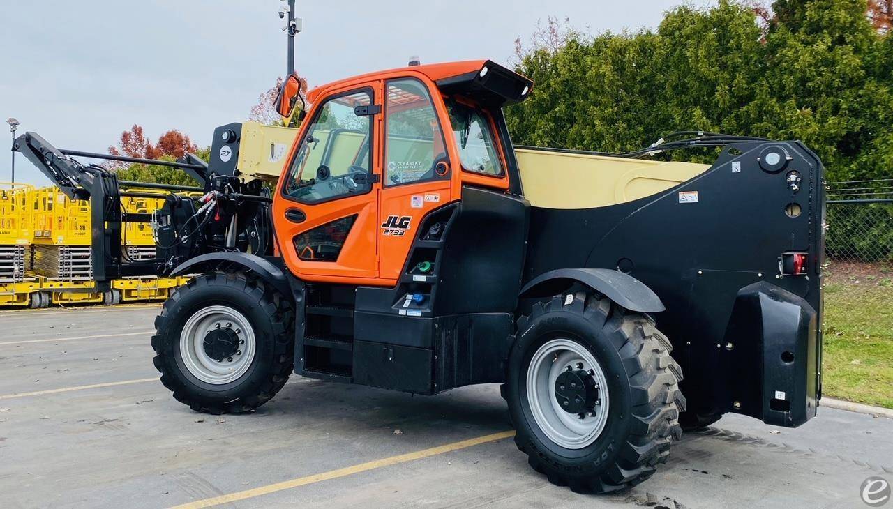 2026 JLG 2733