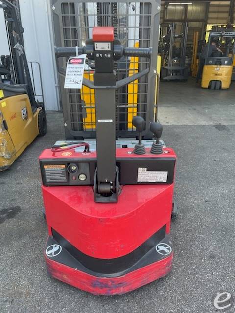2021 Raymond RSS40