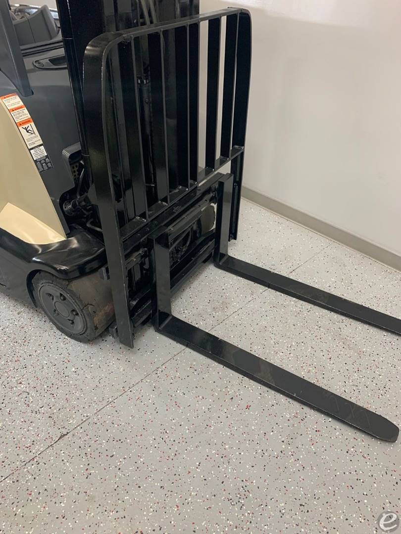 2013 Crown RC5520-30