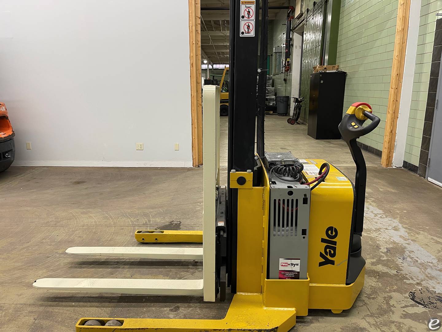 2015 Yale MSW040SF