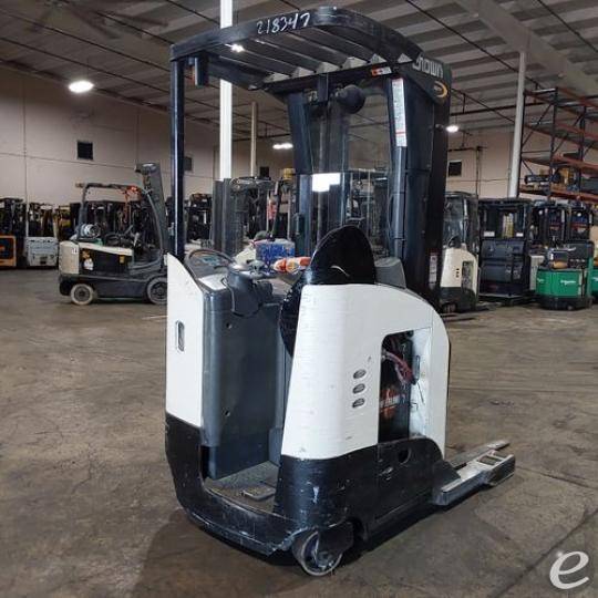 2016 Crown RR5725-45