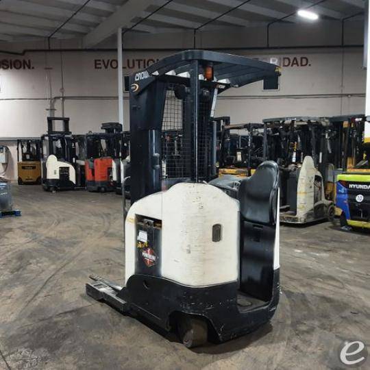 2018 Crown RR5725-45