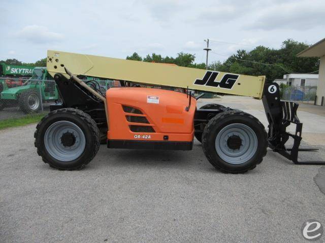 2014 JLG G6-42A