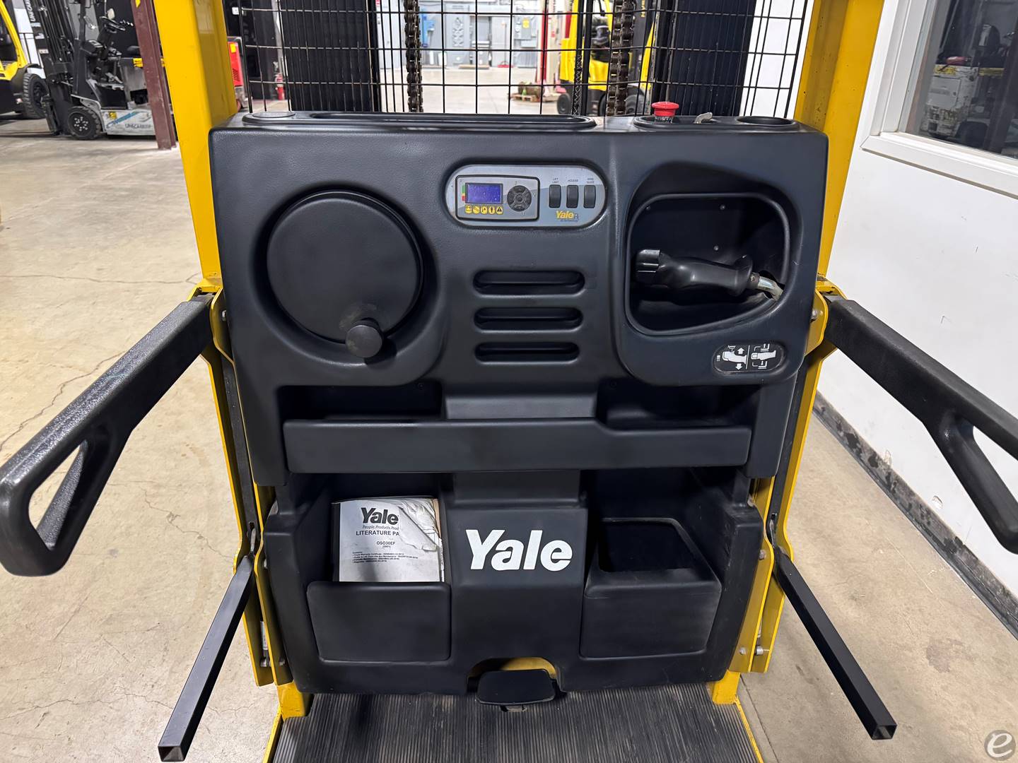2019 Yale OS030