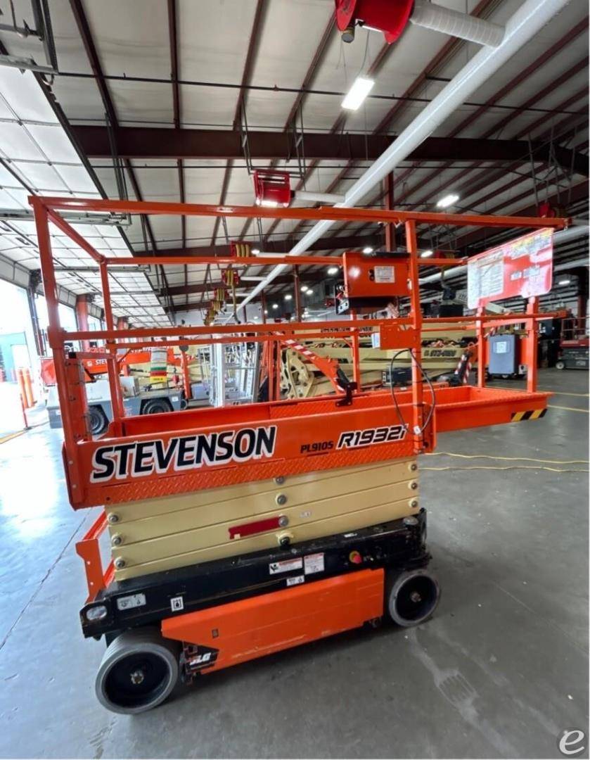 2021 JLG R1932i