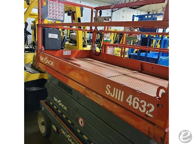 2014 Skyjack SJ-4632 Electric Scissor Lift - 123Forklift