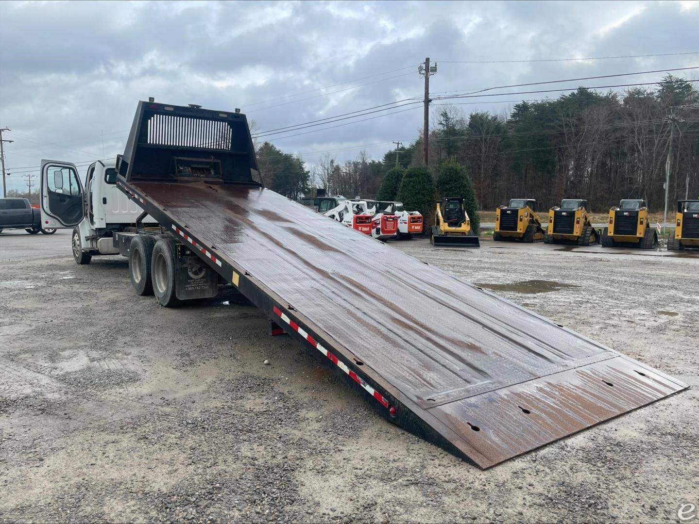 2006 Freightliner BUSINESS CLASS M2 106