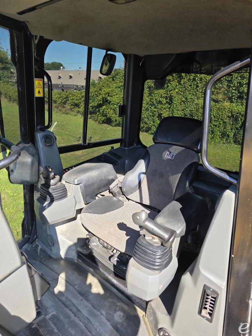2019 Cat D6K2 LGP