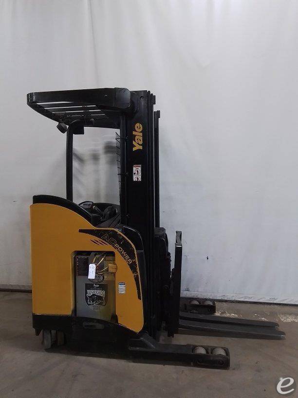 2018 Yale NR045EB