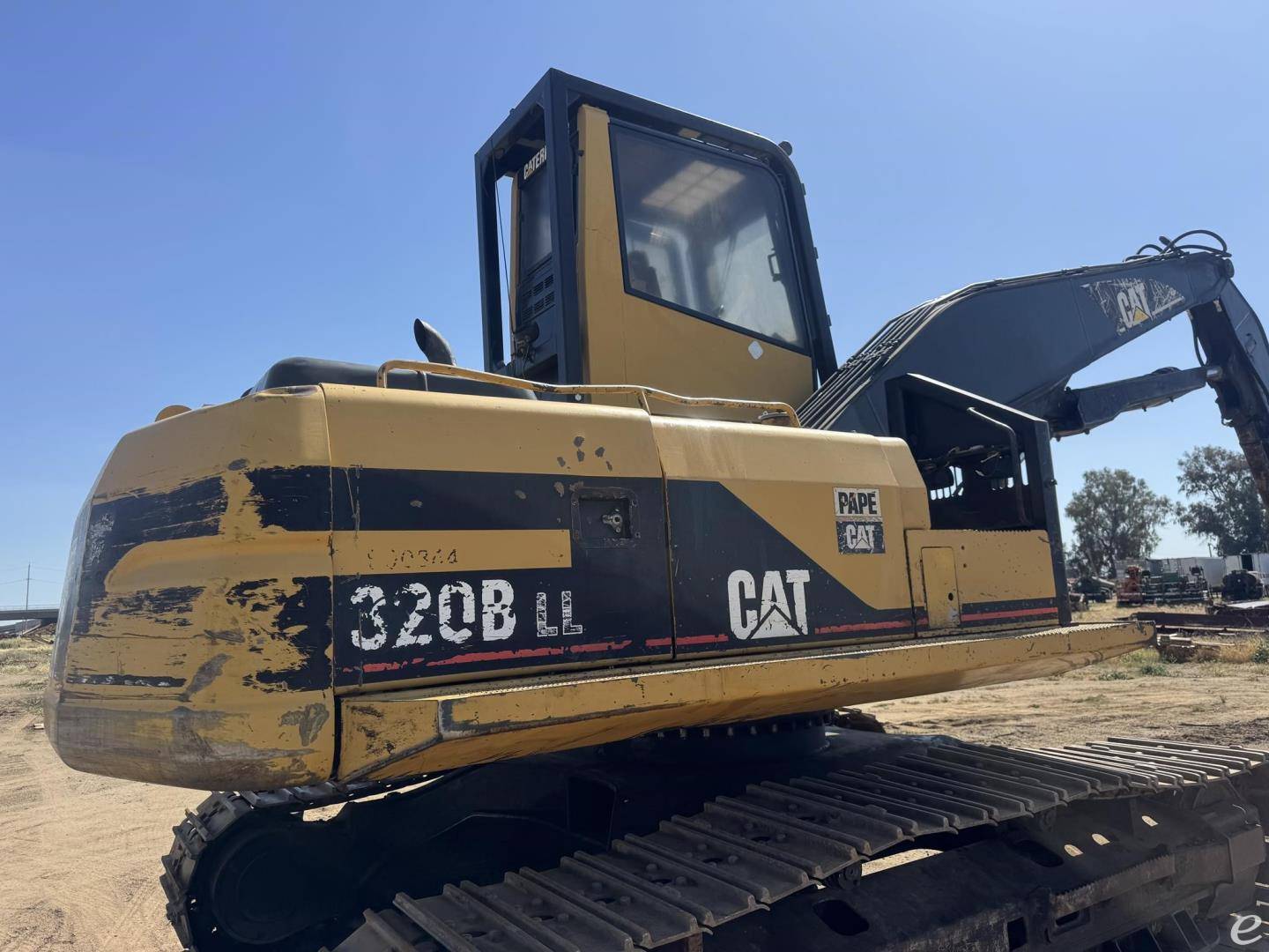 1999 Cat 320B LL