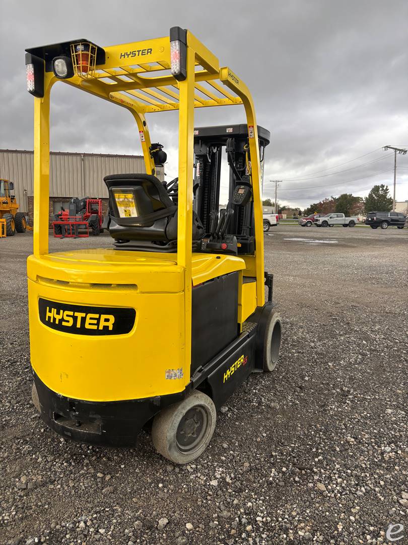 2014 Hyster E65XM