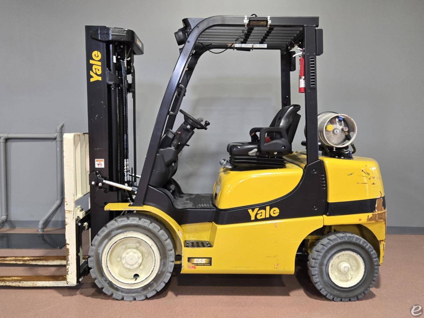 2021 Yale GLP060MX LP Gas Forklift