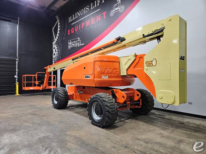 2012 JLG 800A
