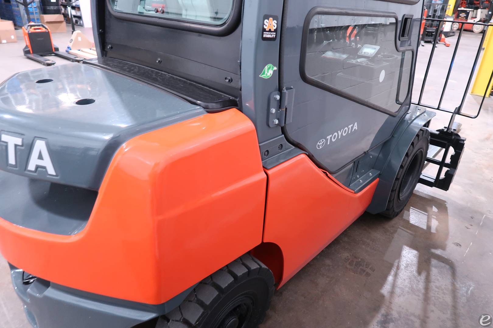 2015 Toyota 8FGU25 Gasoline Forklift - 123Forklift