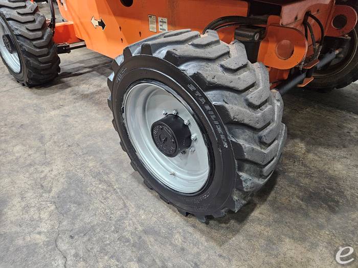 2016 JLG 660SJ