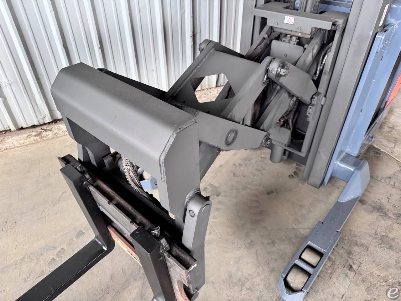 2009 Toyota 8BDRU15 Electric Reach Truck - 123Forklift