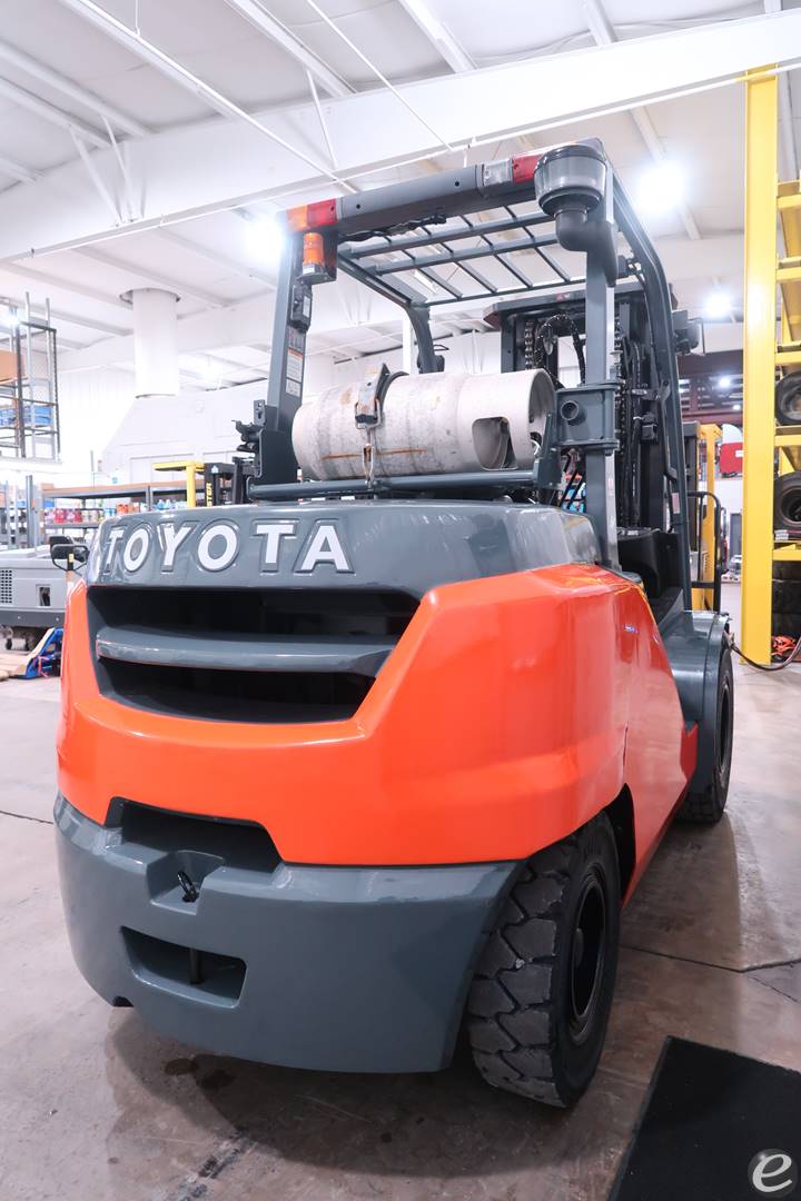 2016 Toyota 8FG50U Dual Fuel Forklift - 123Forklift