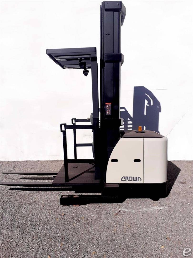 2007 Crown SP3420-30 Electric Order...