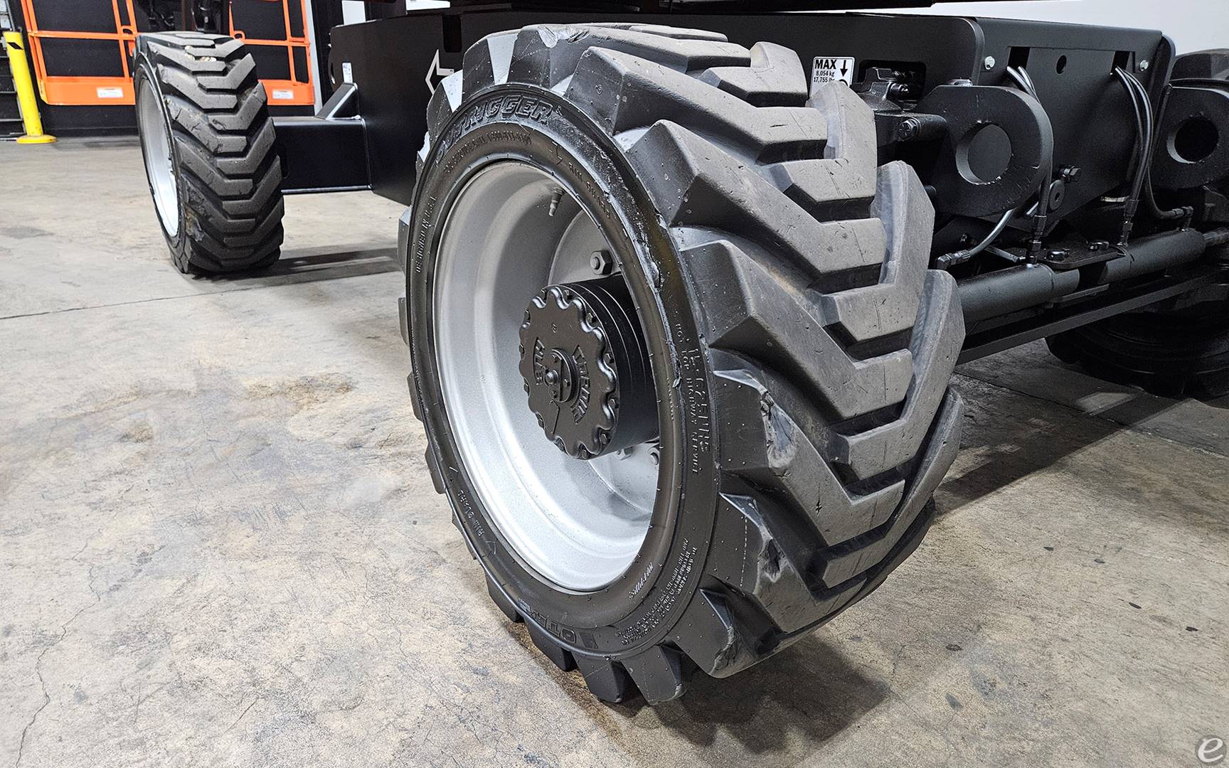 2015 JLG 800AJ