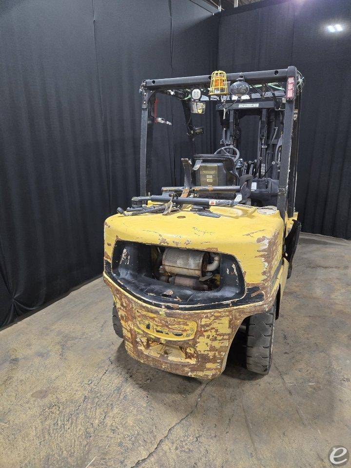 2018 Yale GP090VX