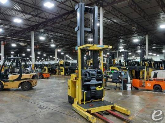 2017 Hyster R30XMA3 Electric Order Picker - 123Forklift