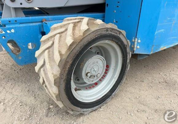 2013 Genie GS-2669 RT