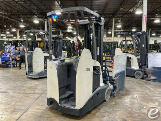 2023 Crown RC5735-35
