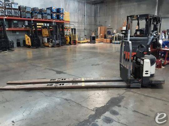 2008 Crown PE4500-80 Electric Forklift - 123Forklift