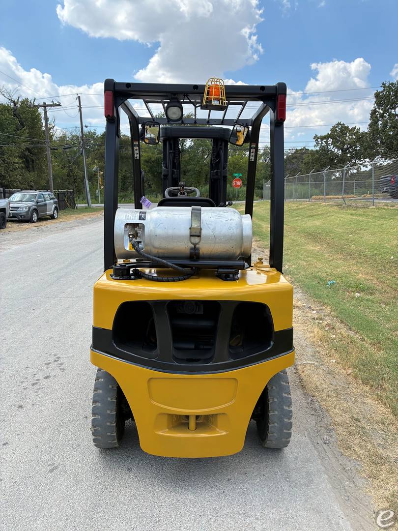 2015 Yale GLP050VXNDAE086