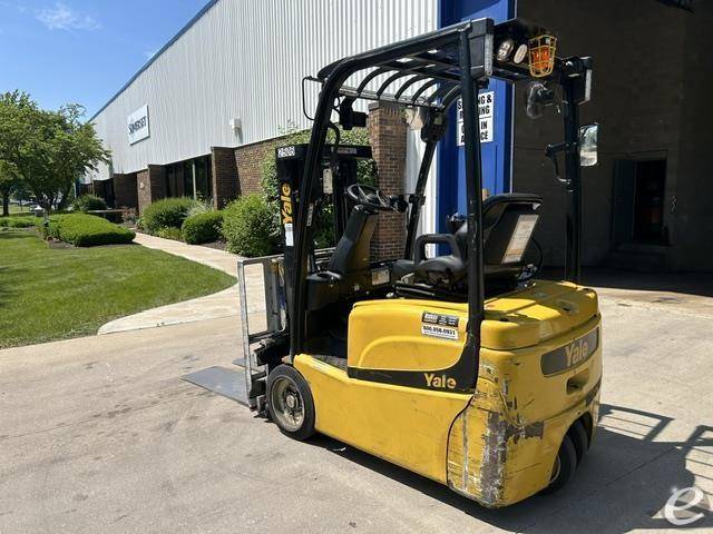 2021 Yale ERP030VT