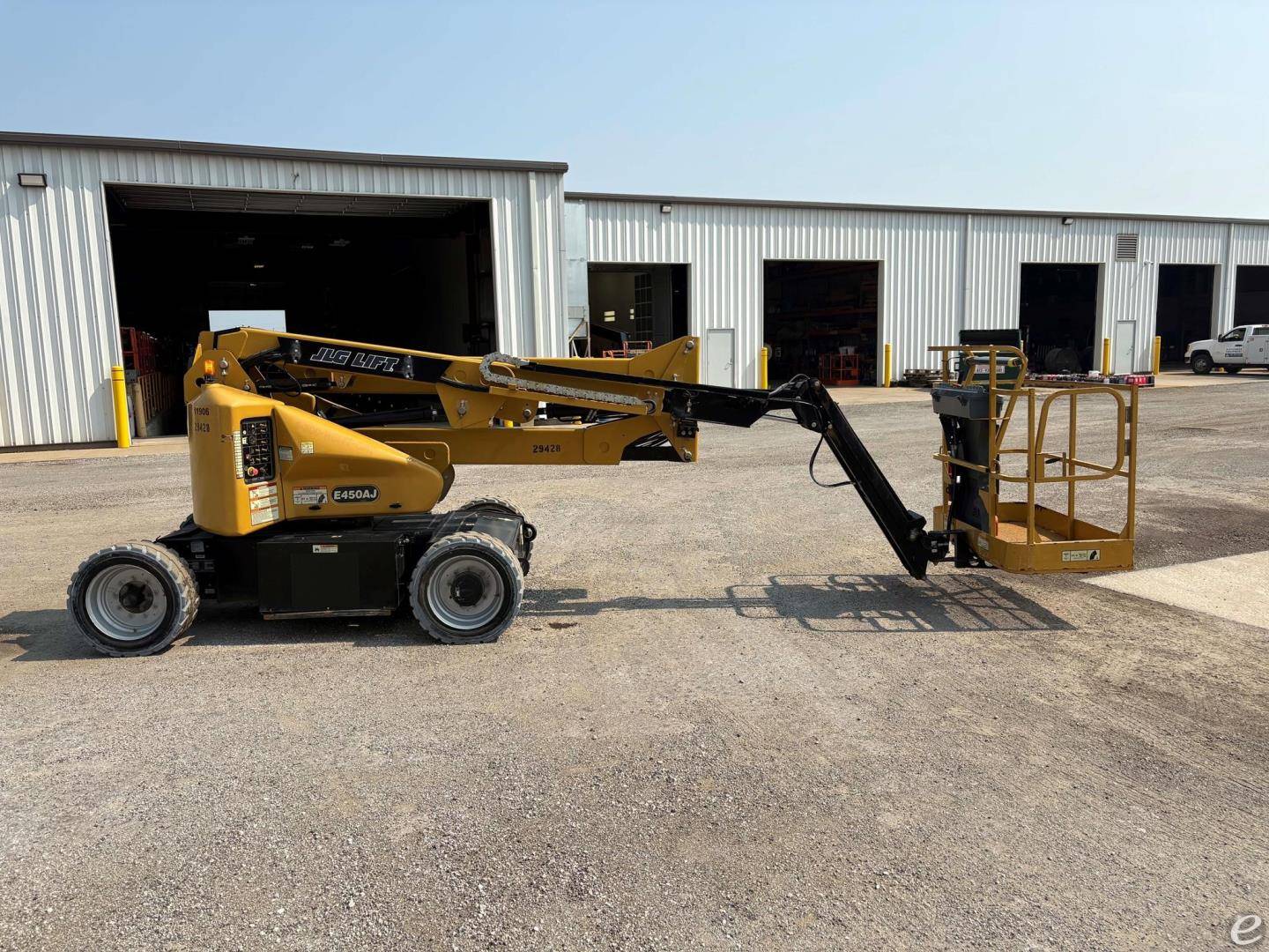 2018 JLG E450AJ