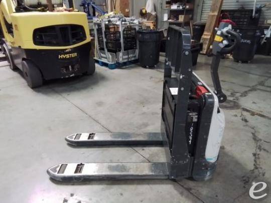 2018 Unicarriers WLXT2W7S22V Electric Forklift - 123Forklift