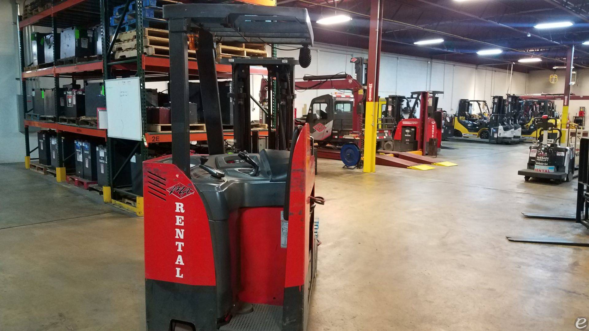 2011 Raymond 425-C50TT Electric Forklift - 123Forklift