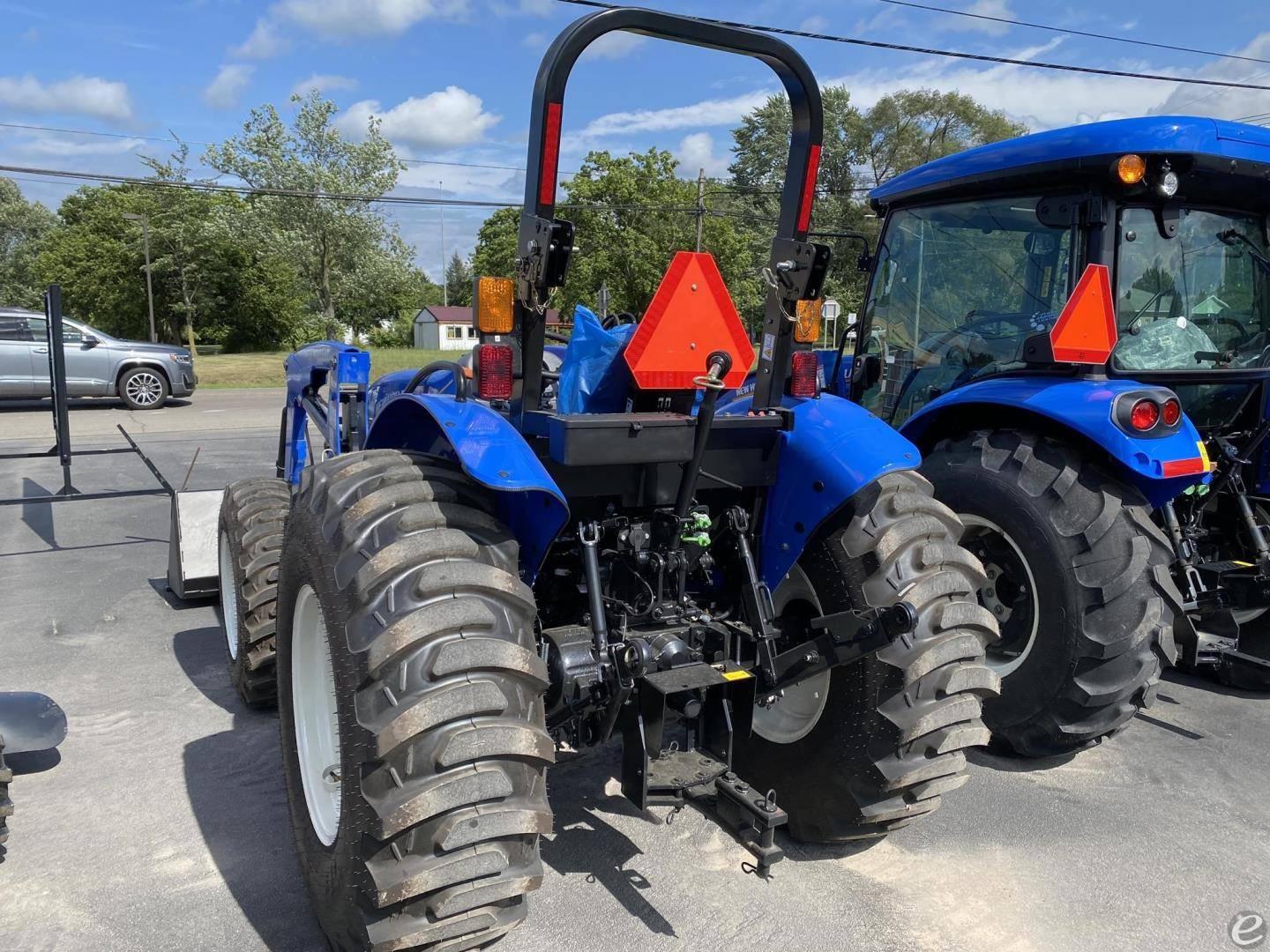 2025 New Holland WORKMASTER 60