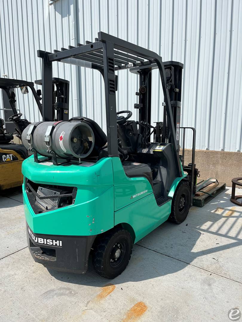2020 Mitsubishi FG18N5