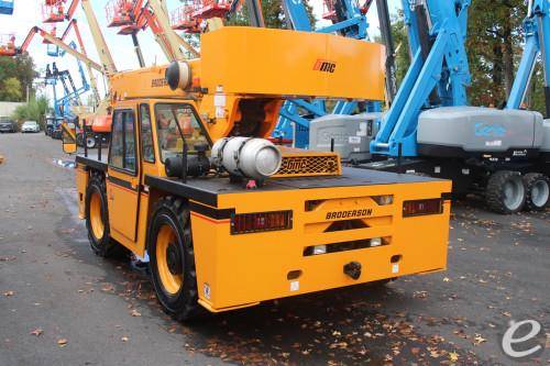 2015 Broderson IC200-3F