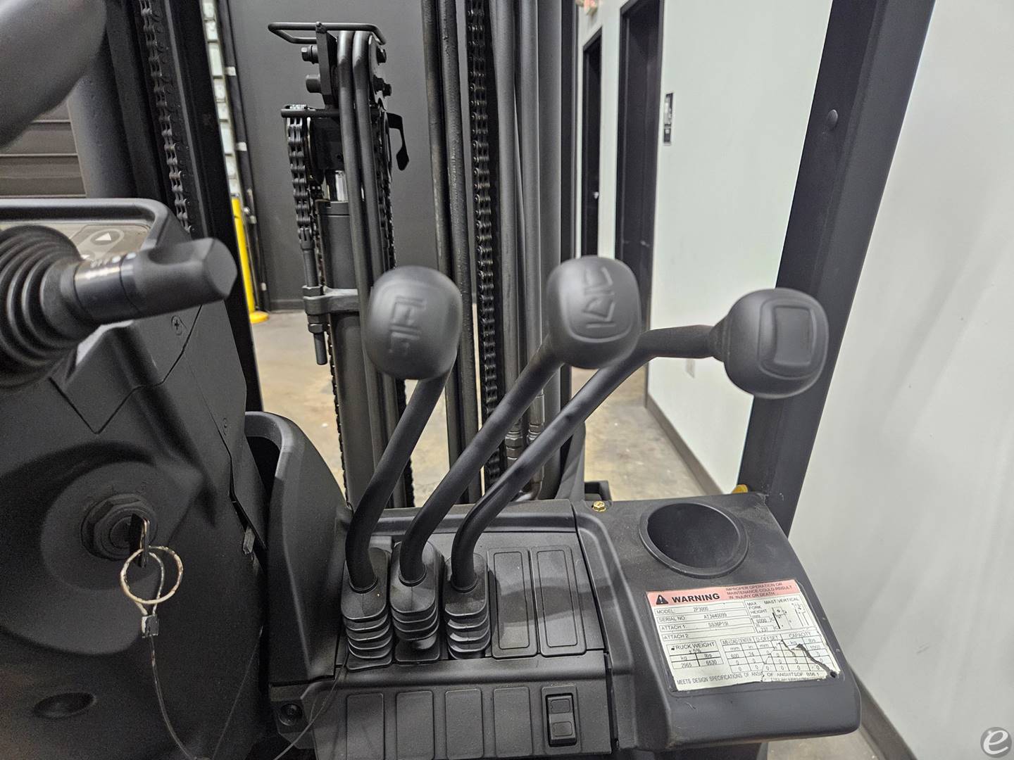 2014 Cat 2P3000