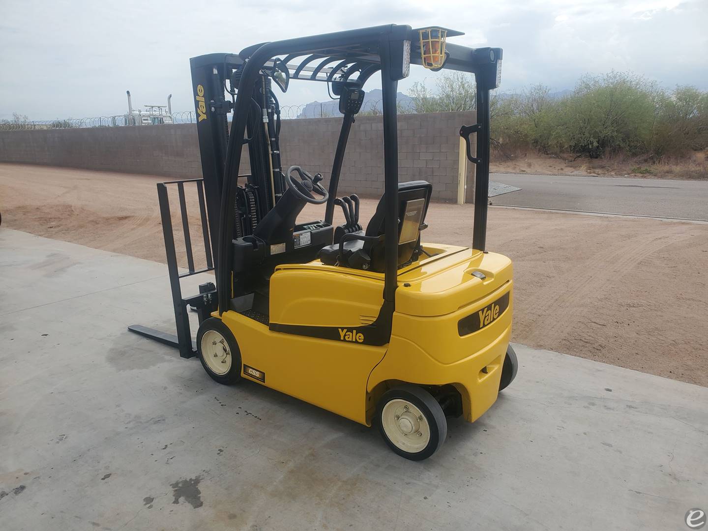 2014 Yale ERP040VF