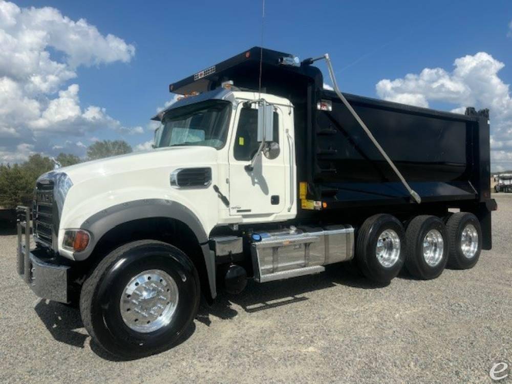 2024 Mack GRANITE 64FR