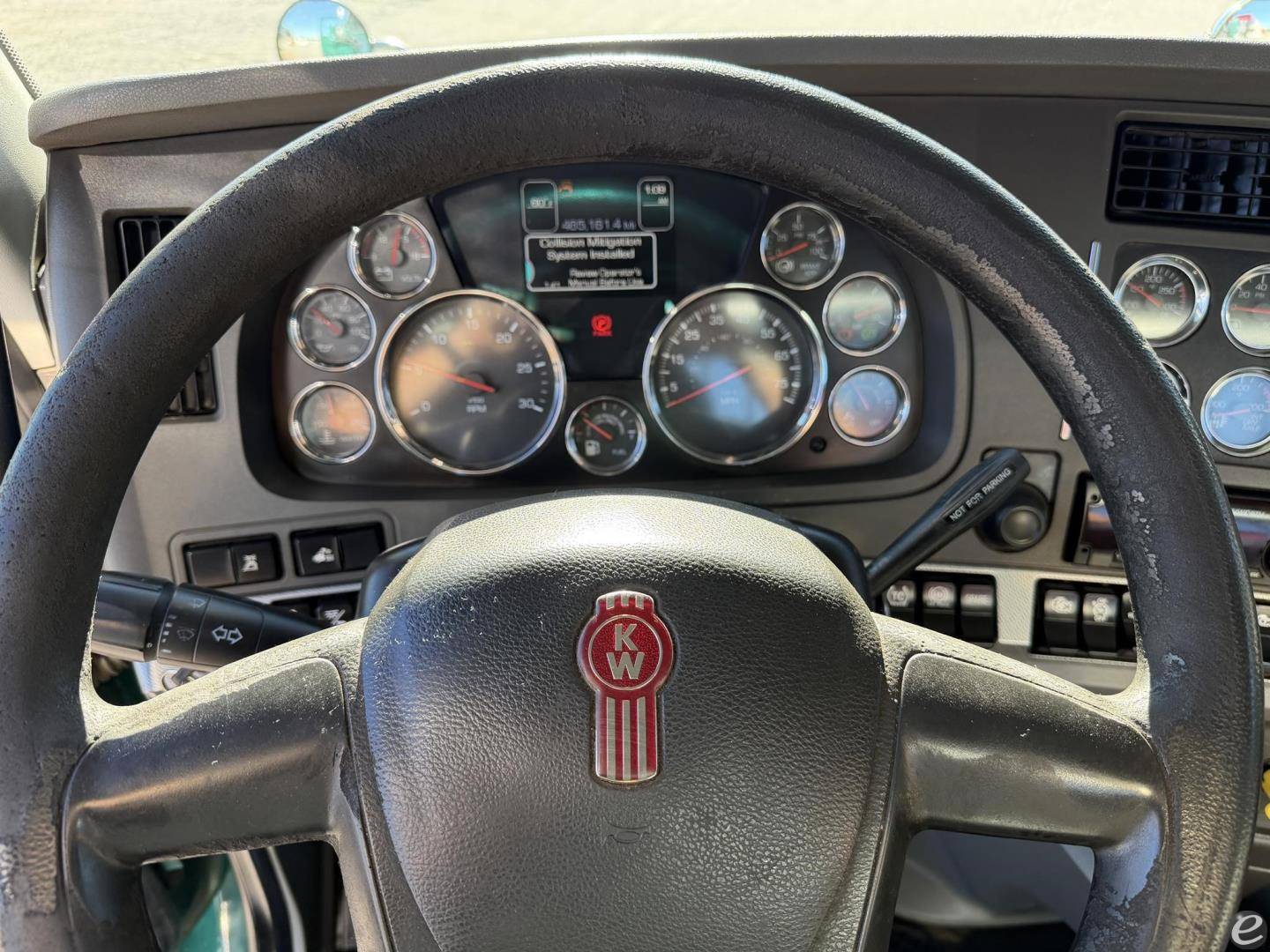 2017 Kenworth T880