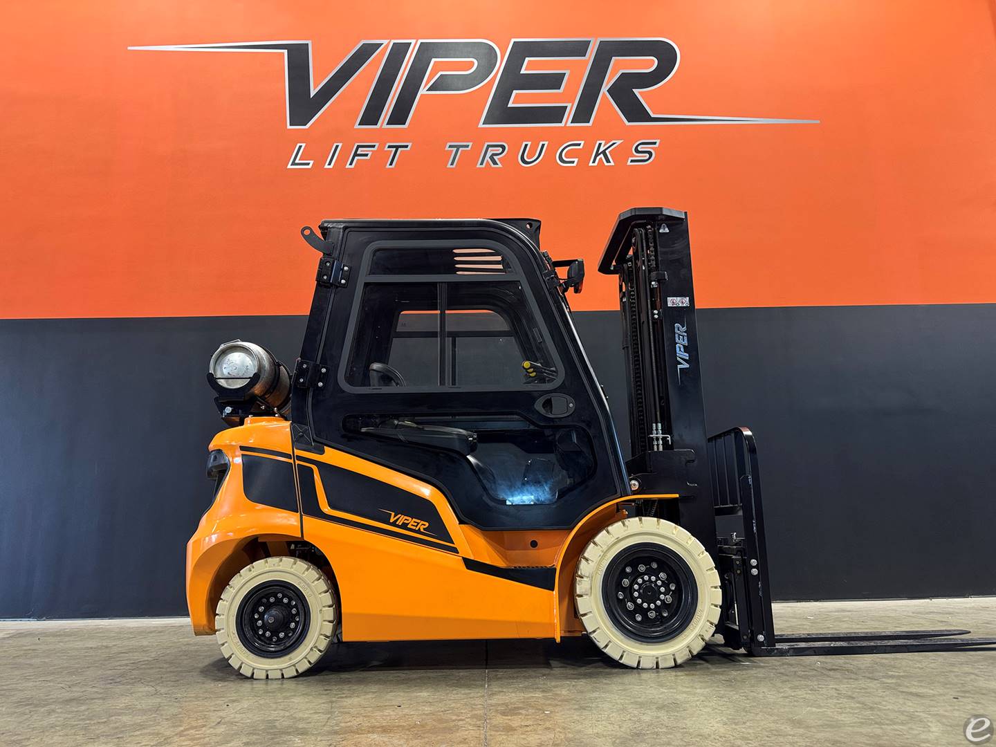 2026 Viper Lift Trucks FY25F