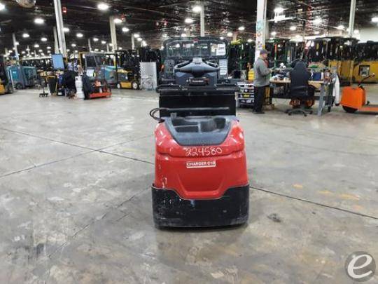 2020 Raymond 8720