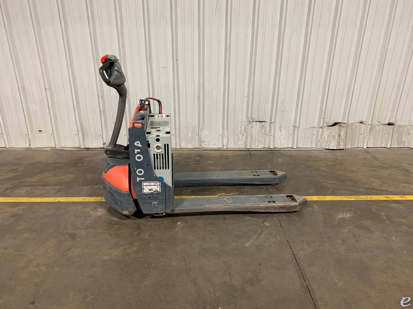 2018 Toyota 8HBW23 Electric Forklift - 123Forklift