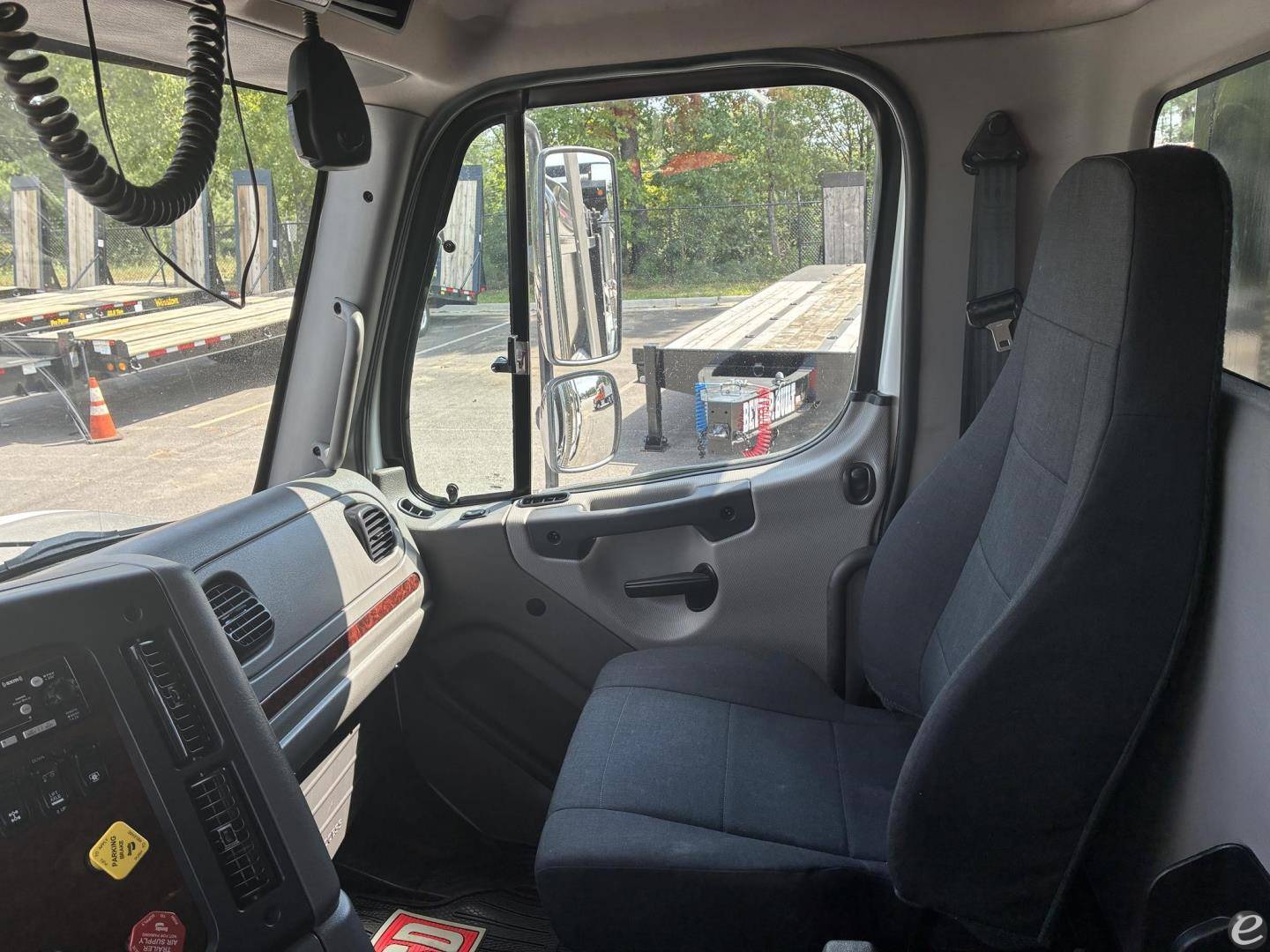 2023 Freightliner 108SD