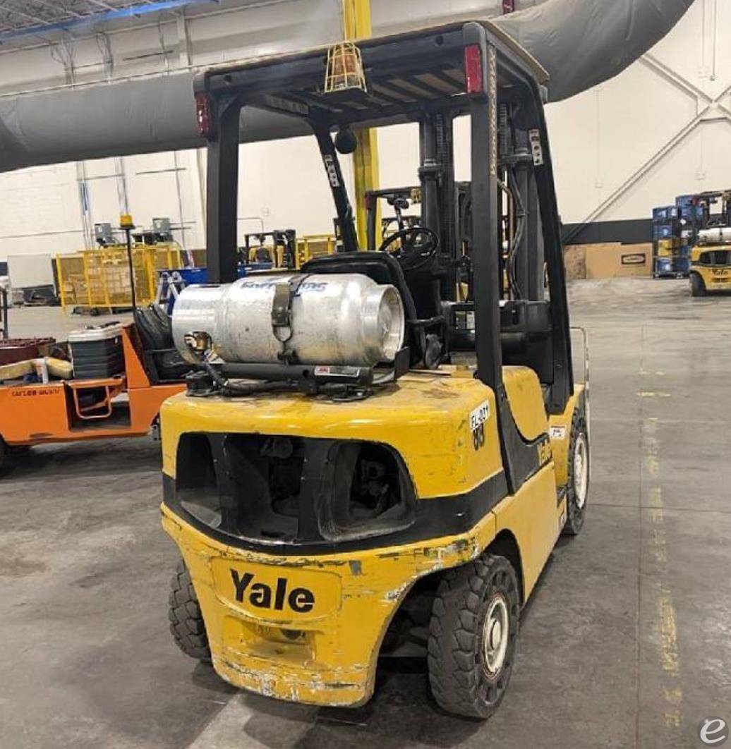 2011 Yale GLP050VX